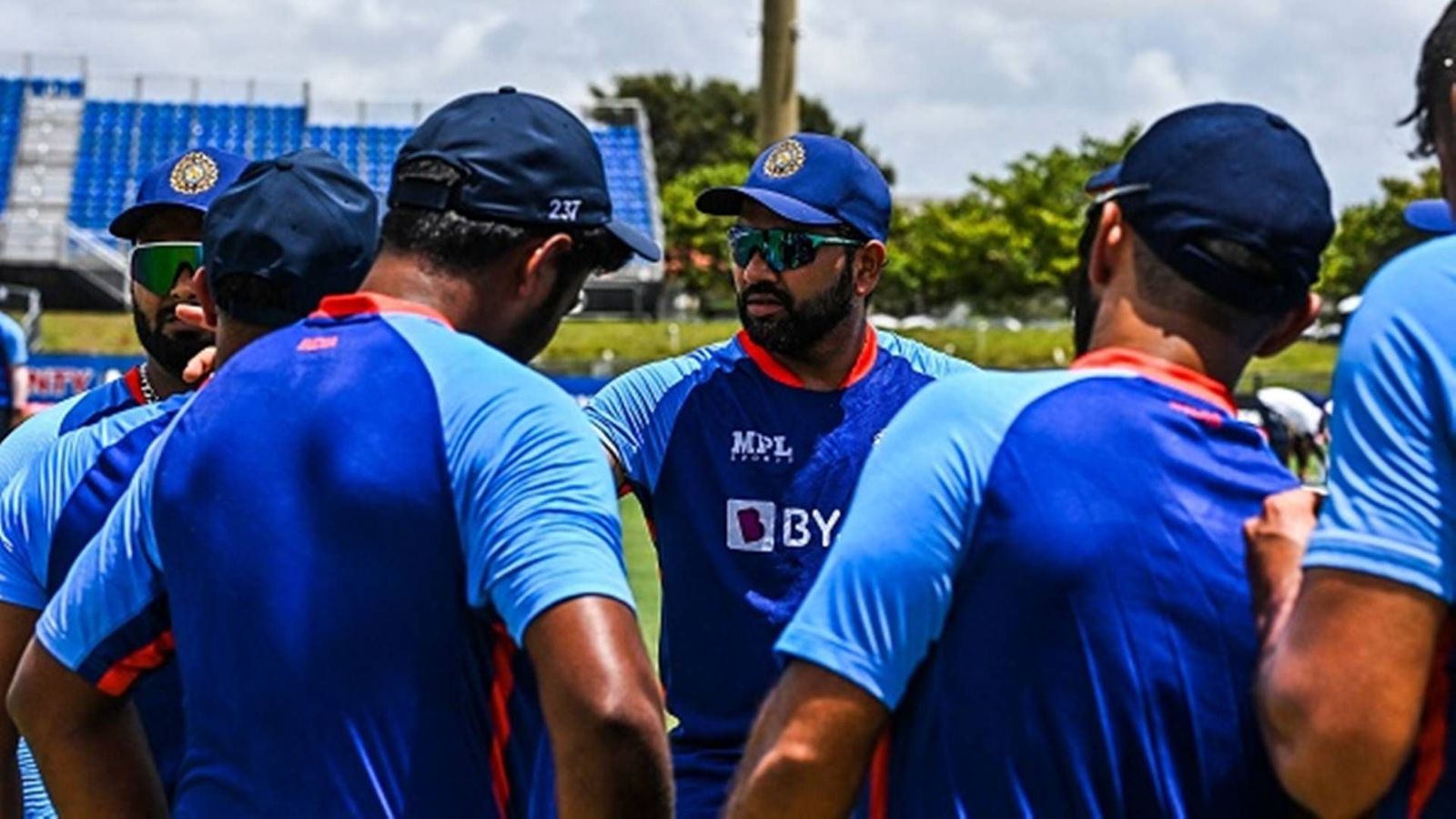 Indian players boycott lunch as dressing room menu included falafel and 'make your own sandwich': Report Indian players boycott lunch as dressing room menu included falafel and 'make your own sandwich': Report
