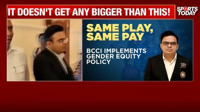 Equal pay for both Men & Women - BCCI's historic step to bridge gender gap | Sports Today SportsTak