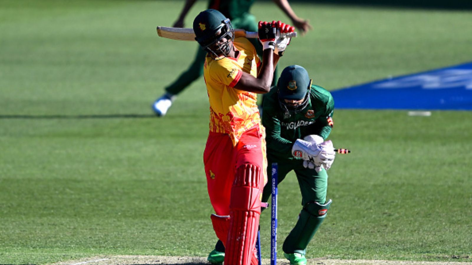 T20 World Cup: Bangladesh stifle the Zimbabwean dance after final ball theatrics, clinch nail-biting thriller by 3 runs T20 World Cup: Bangladesh stifle the Zimbabwean dance after final ball theatrics, clinch nail-biting thriller by 3 runs