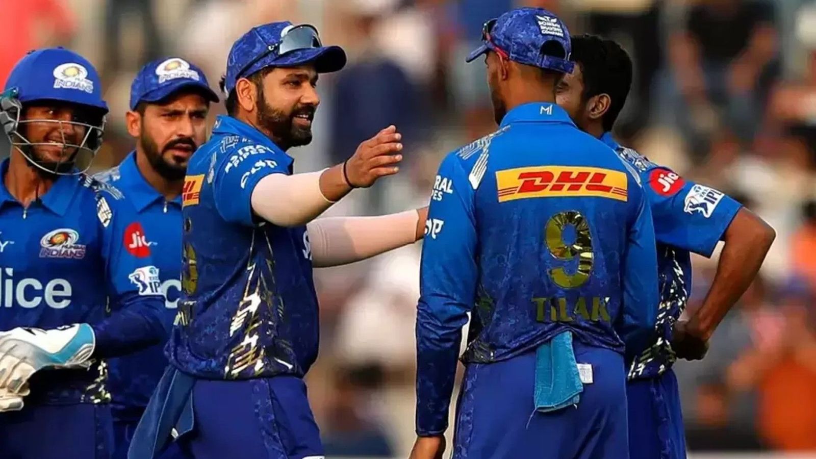 Vijay Hazare Trophy: Rohit Sharma's MI teammate, Rayudu whack rocking centuries as Hyderabad beat defending champions Vijay Hazare Trophy: Rohit Sharma's MI teammate, Rayudu whack rocking centuries as Hyderabad beat defending champions