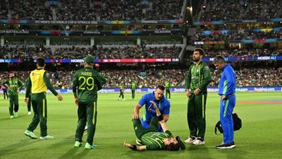 Shahid Afridi objects to Shoaib Akhtar’s idea of ‘painkillers’ for Shaheen Afridi's injury in T20 World Cup final SportsTak