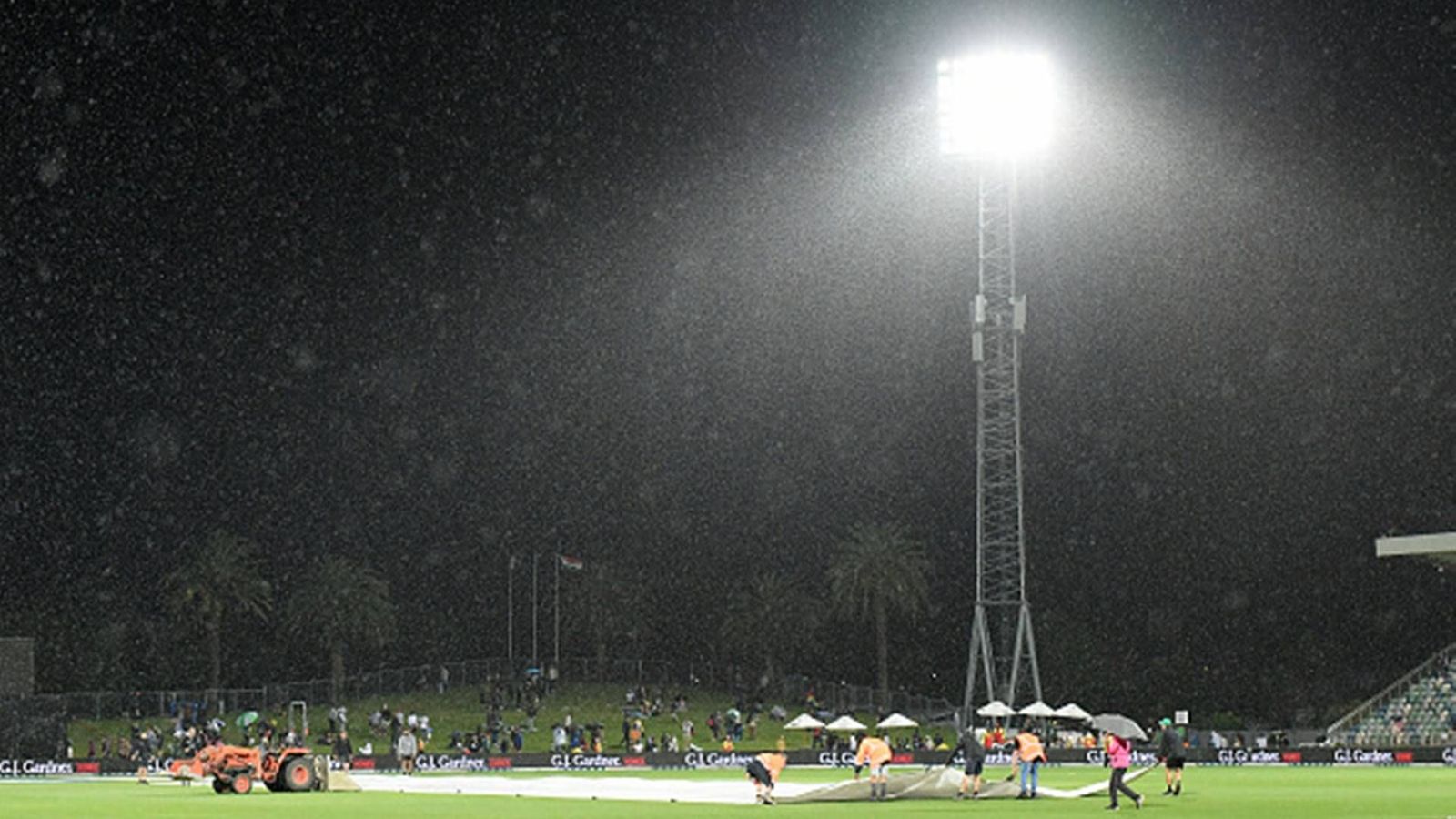 IND vs NZ 3rd T20I: Win, lose or tie? What will happen if rain doesn't stop at Napier? IND vs NZ 3rd T20I: Win, lose or tie? What will happen if rain doesn't stop at Napier?