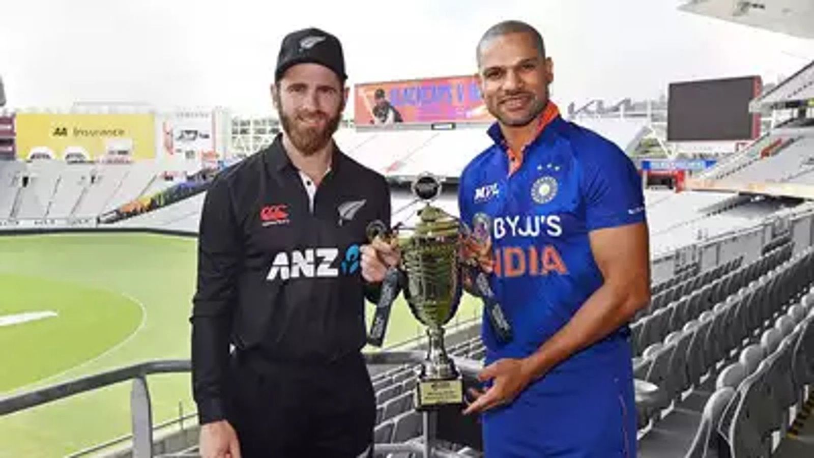 IND vs NZ, 1st ODI: Dhawan-led India hand debuts to tearaway pacer and death-overs specialist as Kiwis opt to bowl first IND vs NZ, 1st ODI: Dhawan-led India hand debuts to tearaway pacer and death-overs specialist as Kiwis opt to bowl first