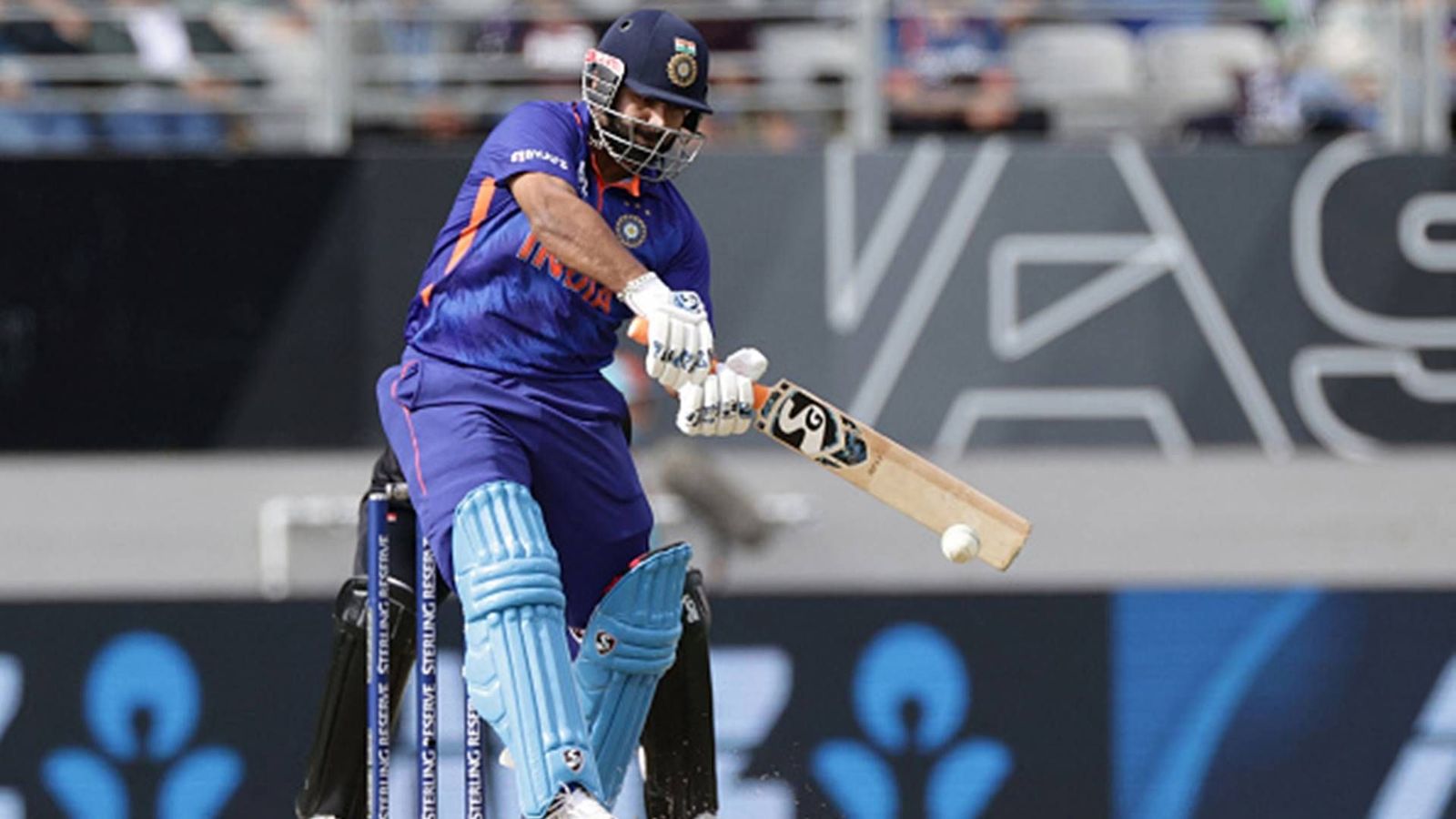 Under clouds of uncertainty in Christchurch, Pant faces a challenge as Dhawan's men look to level series Under clouds of uncertainty in Christchurch, Pant faces a challenge as Dhawan's men look to level series