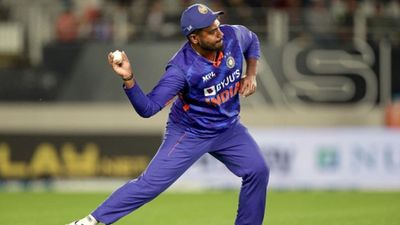 'Look at Surya, for inspiration': Sanju Samson's childhood coach urges wicketkeeper-batter to take a leaf out of SKY's book SportsTak