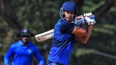 Vijay Hazare Trophy: Sheldon's century & Chirag's hat-trick dampen Ruturaj's ton as Saurashtra rock Maharashtra to clinch title after 14 yrs SportsTak