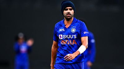 IND vs BAN: Deepak Chahar shares distressing flight experience enroute to Bangladesh, alleges food not served during travel SportsTak