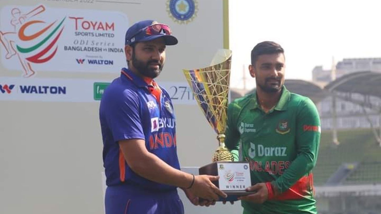 IND vs BAN, 1st ODI: Rohit Sharma hands debut cap to star pacer, fields four all-rounders for series opener as India invited to bat first IND vs BAN, 1st ODI: Rohit Sharma hands debut cap to star pacer, fields four all-rounders for series opener as India invited to bat first
