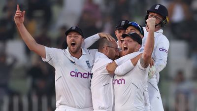 ENG vs PAK: Courageous Stokes' masterstrokes break the roadblocks of dull Rawalpindi pitch to outfox Pakistan in historic Test SportsTak