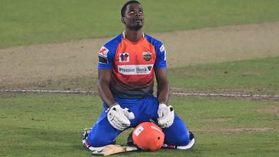 LPL 2022: Andre Fletcher carries the bat for Kandy Falcons with smashing century in 109-run rout SportsTak