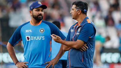 'Haven't been successful..': Virat Kohli's childhood coach on Rahul Dravid's stint amid India's inconsistent show in Bangladesh SportsTak
