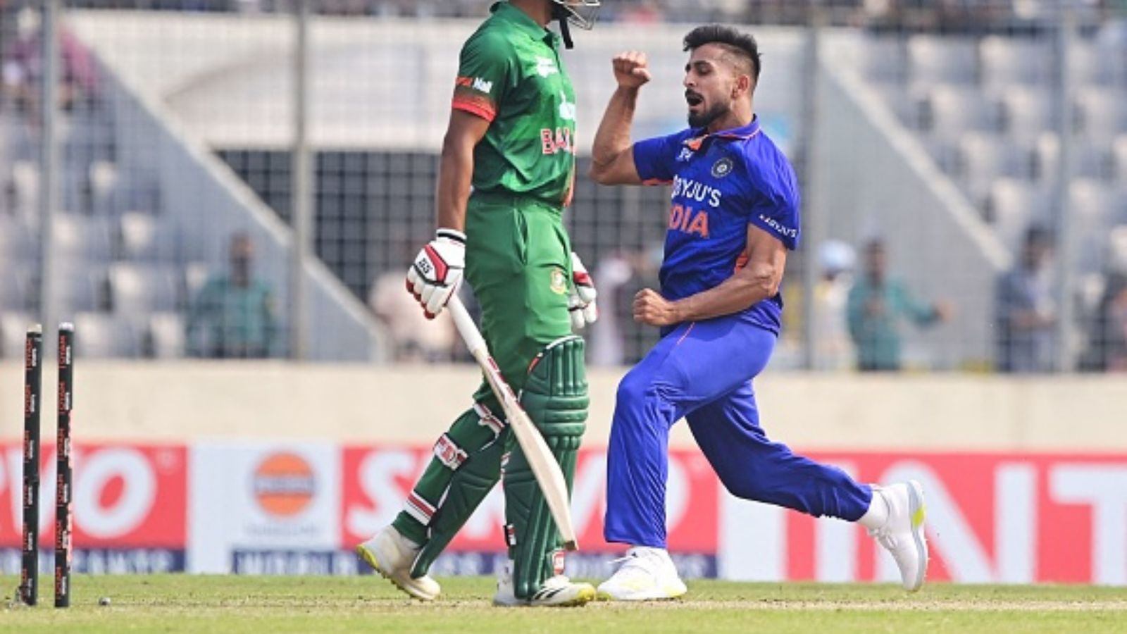 Watch: Umran Malik bowls 151 kmph blaster delivery, sends fans into frenzy with as stump go flying Watch: Umran Malik bowls 151 kmph blaster delivery, sends fans into frenzy with as stump go flying