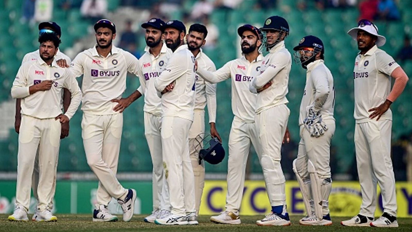 IND vs BAN: Kuldeep's roaring comeback, Siraj's ultra-aggressive spell haunt Bangladesh batters as they face follow-on threat IND vs BAN: Kuldeep's roaring comeback, Siraj's ultra-aggressive spell haunt Bangladesh batters as they face follow-on threat