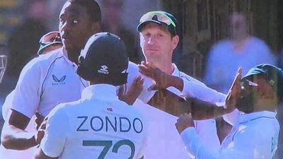 Watch: Kagiso Rabada accidentally slaps Temba Bavuma as Australia humiliate South Africa in Gabba Test SportsTak