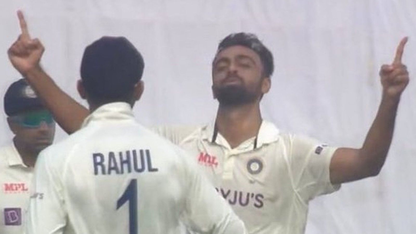Watch: Unadkat's ripper leaves Zakir Hasan flummoxed, hands him maiden Test wicket after 12 years Watch: Unadkat's ripper leaves Zakir Hasan flummoxed, hands him maiden Test wicket after 12 years