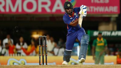 Exclusive: RR coach Kumar Sangakkara reveals ideal batting position for Sanju Samson in Indian line-up SportsTak