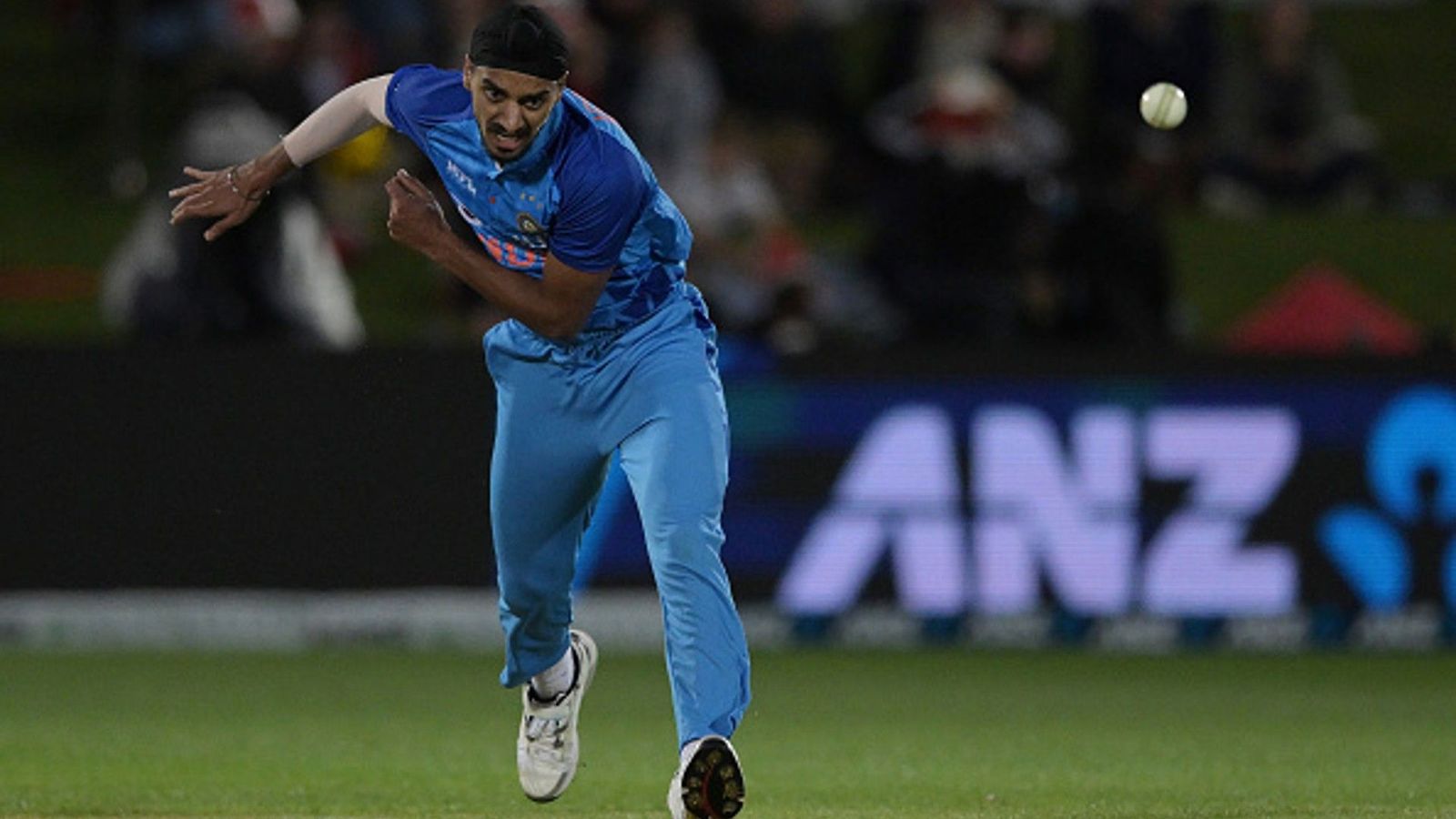 ‘You shouldn’t be playing international match..' Gambhir lambasts Arshdeep Singh for no-ball blunder in 2nd T20I against SL ‘You shouldn’t be playing international match..' Gambhir lambasts Arshdeep Singh for no-ball blunder in 2nd T20I against SL