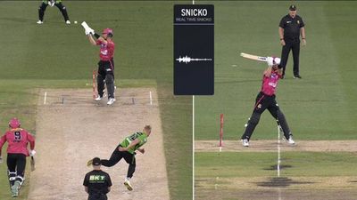 Big gap between bat and ball but batter given out, ultraedge causes massive confusion in last over of BBL clash SportsTak