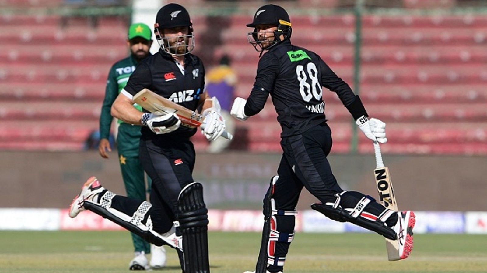 PAK vs NZ: Conway, Williamson-inspired New Zealand bounce back to beat Pakistan in 2nd ODI, series locked at 1-1 PAK vs NZ: Conway, Williamson-inspired New Zealand bounce back to beat Pakistan in 2nd ODI, series locked at 1-1
