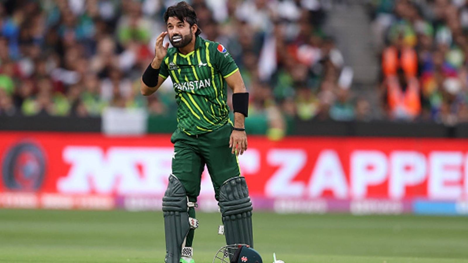 'Sometimes it looks very embarrassing': Mohammad Rizwan says he idolises AB de Villiers but has to play difficult anchor role 'Sometimes it looks very embarrassing': Mohammad Rizwan says he idolises AB de Villiers but has to play difficult anchor role