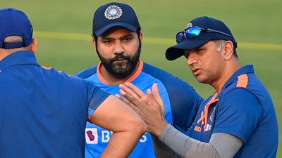 'BCCI has the right to pull them out': Rahul Dravid says key players will complete in IPL unless there are injury concerns SportsTak