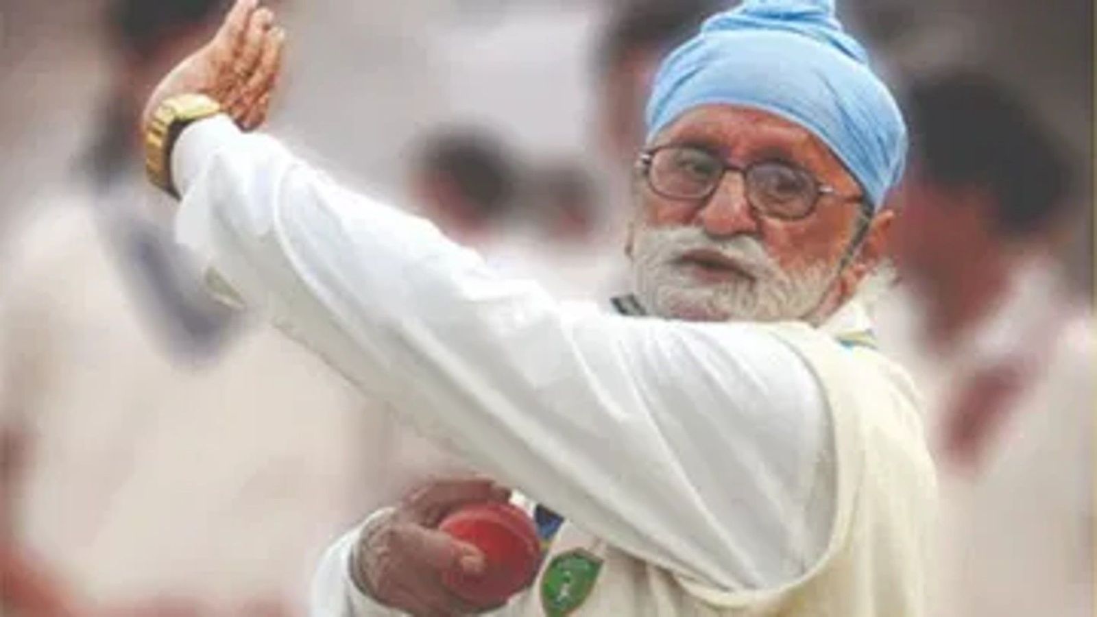 Ex-Team India head coach Gurcharan Singh receives Padma Shri on Republic Day along with two other sports personalities Ex-Team India head coach Gurcharan Singh receives Padma Shri on Republic Day along with two other sports personalities