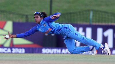 Started playing cricket on the banks of Ganges, Archana Devi rattles England top-order in U19 women's T20 World Cup final SportsTak