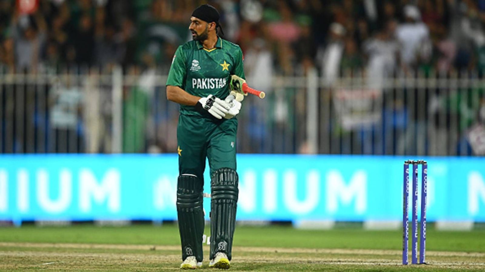 40-year-old Shoaib Malik expresses hunger to play for Pakistan again, says 'you can compare my fitness with a 25-year-old' 40-year-old Shoaib Malik expresses hunger to play for Pakistan again, says 'you can compare my fitness with a 25-year-old'
