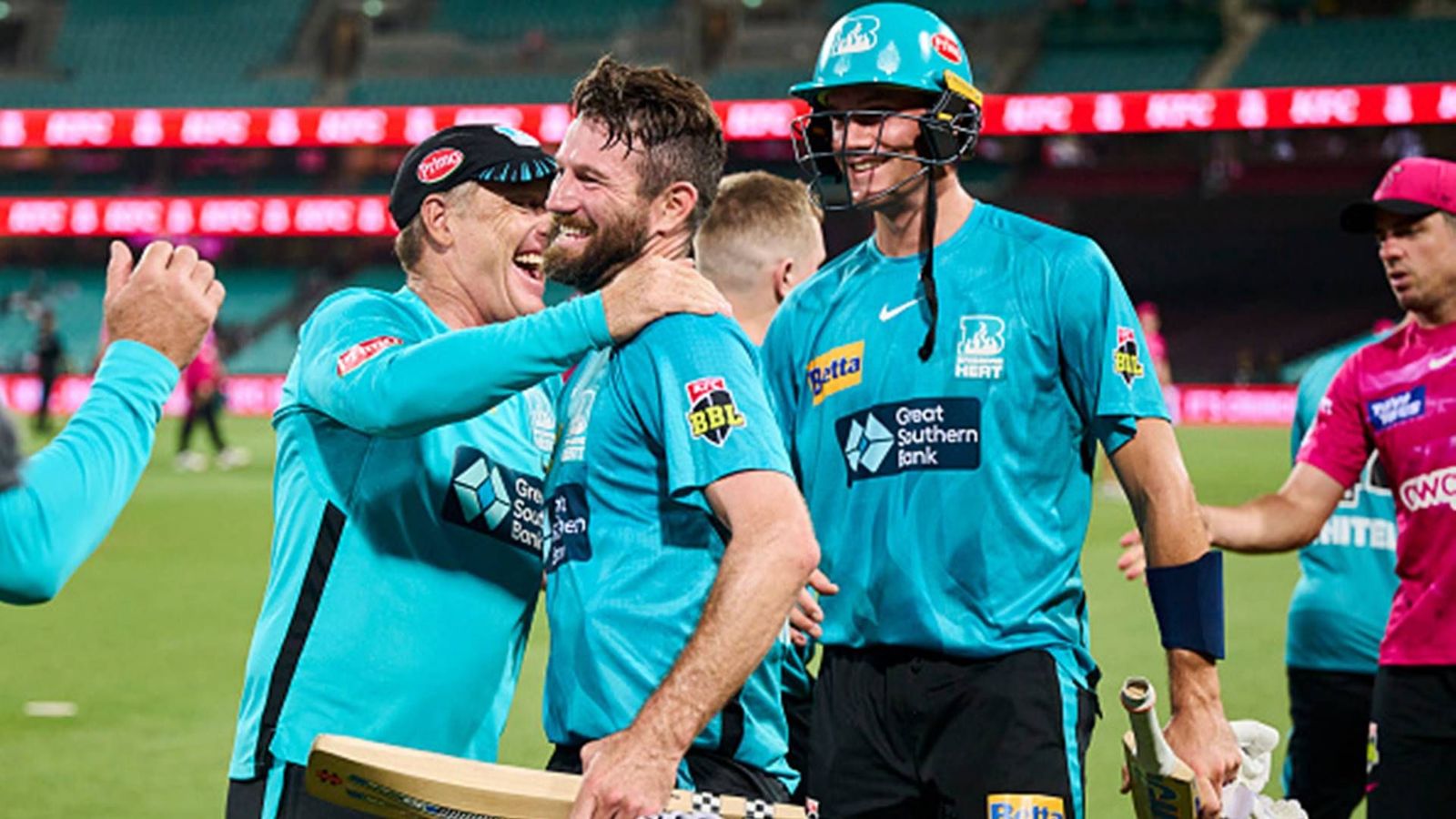 Former RCB all-rounder retires with a loss as Steve Smith-less Sydney Sixers stunned by Michael Neser's finishing act Former RCB all-rounder retires with a loss as Steve Smith-less Sydney Sixers stunned by Michael Neser's finishing act