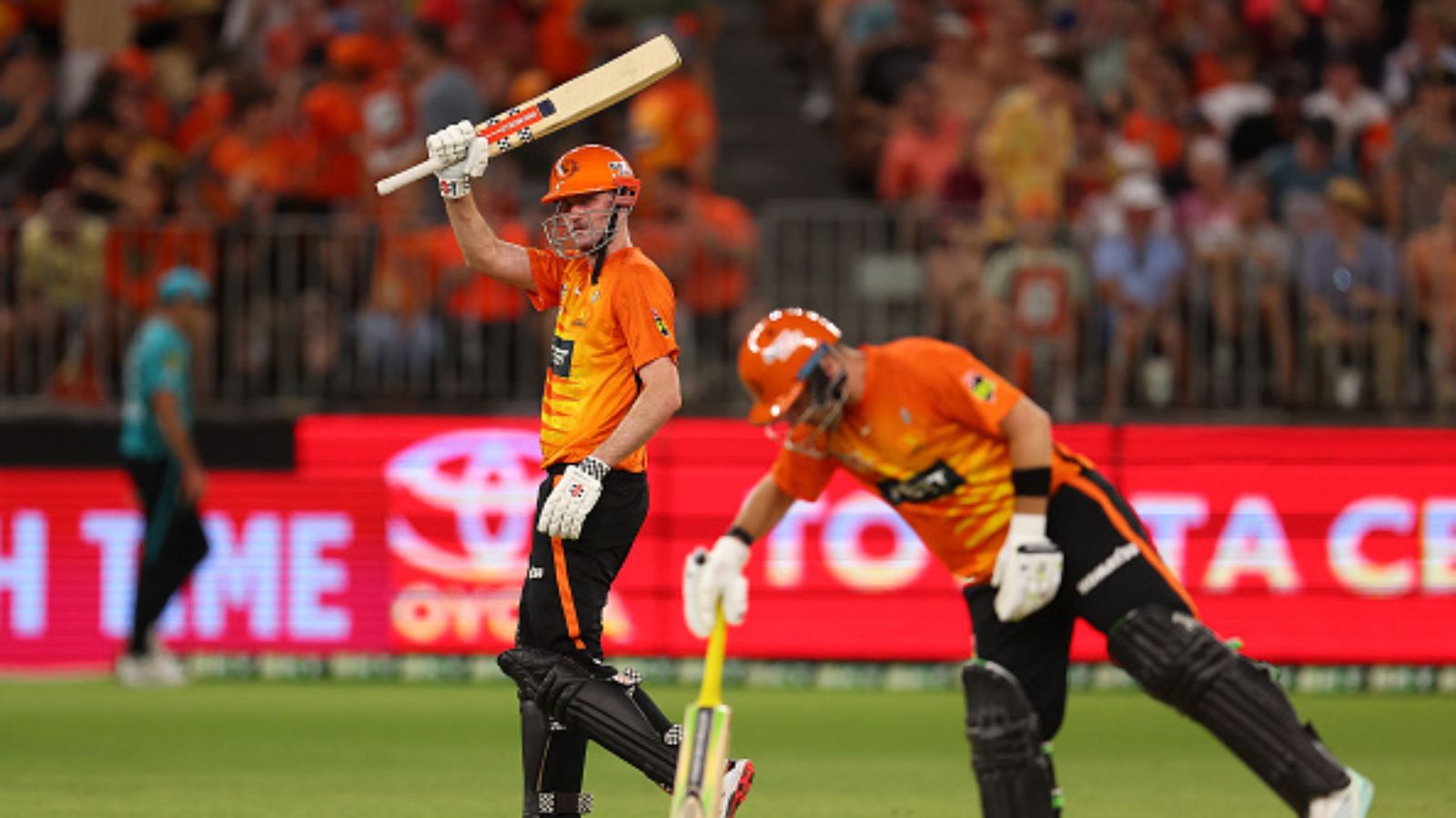 Big Bash League: Aston 'Turn's final on it's head as Perth Scorchers become record five-time champions after beating Brisbane Heat in last-over thriller Big Bash League: Aston 'Turn's final on it's head as Perth Scorchers become record five-time champions after beating Brisbane Heat in last-over thriller