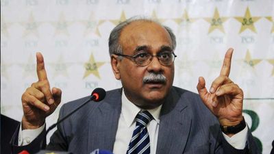 PCB chief Najam Sethi toes Ramiz Raja's line on Asia Cup, threatens to pull out of World Cup in India SportsTak