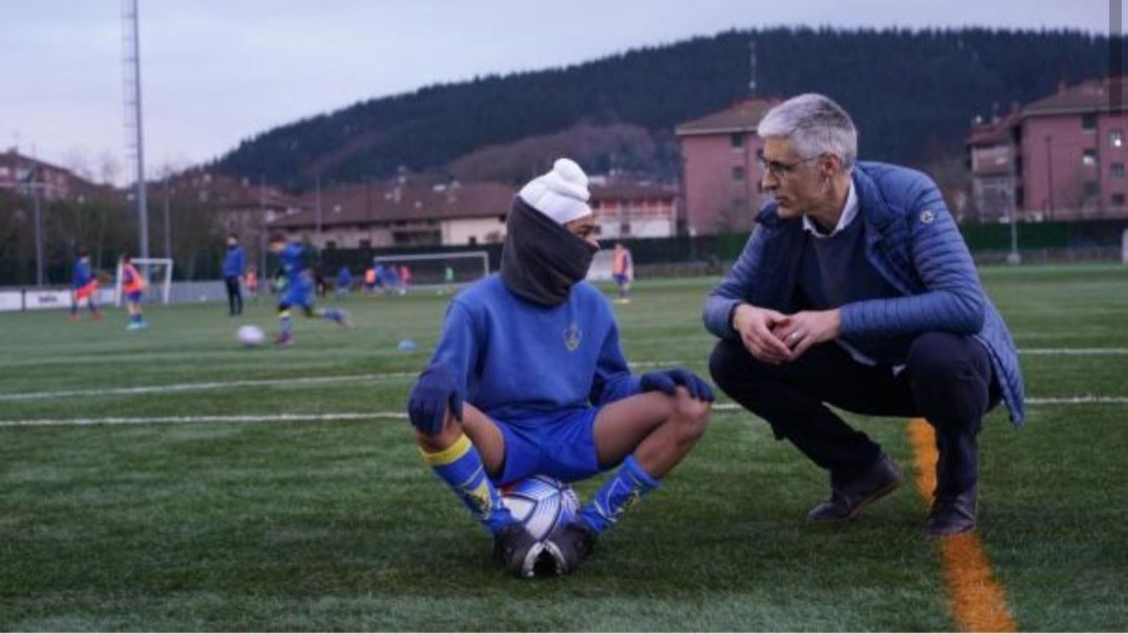 Teenage Sikh boy asked to remove turban in 'humiliating act' by referee doing Spanish football league match Teenage Sikh boy asked to remove turban in 'humiliating act' by referee doing Spanish football league match