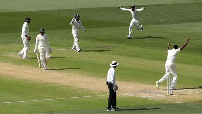 Border-Gavaskar Trophy: 'He is a gun...' — Usman Khawaja pulling all the stops to tackle star Indian all-rounder's threat SportsTak