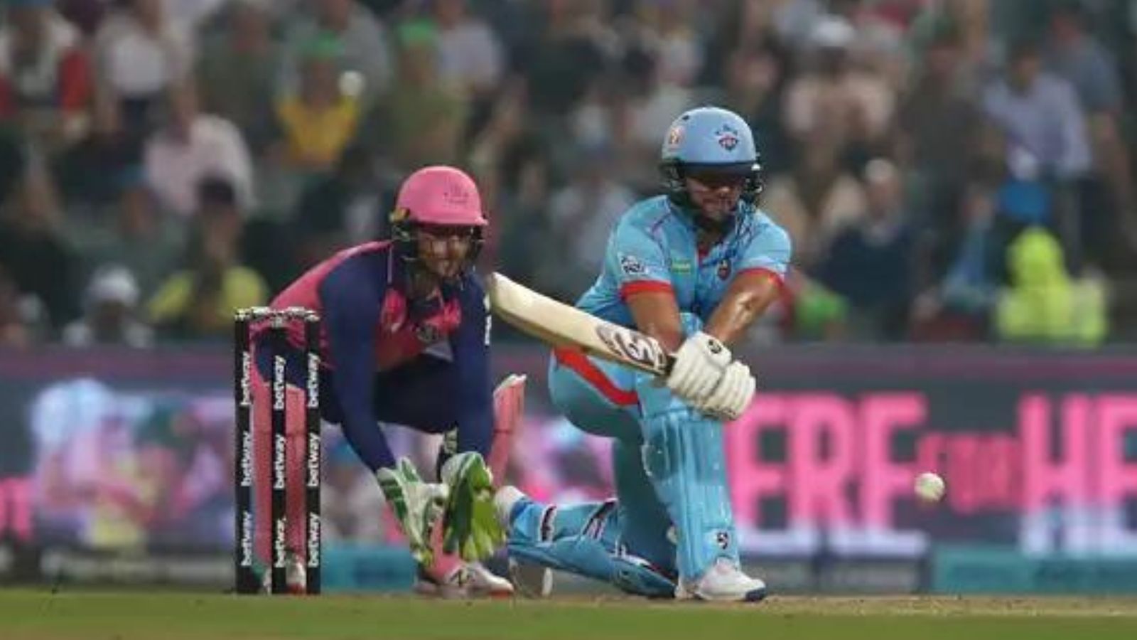 SA20: Delhi Capitals' Rs 4.60 Cr recruit's heroics fire Pretoria into final after thrashing Paarl Royals by 29 runs SA20: Delhi Capitals' Rs 4.60 Cr recruit's heroics fire Pretoria into final after thrashing Paarl Royals by 29 runs