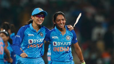 BIG BLOW to India ahead of Pakistan clash as star batter likely to be ruled out of Women's T20 WC due to injury SportsTak