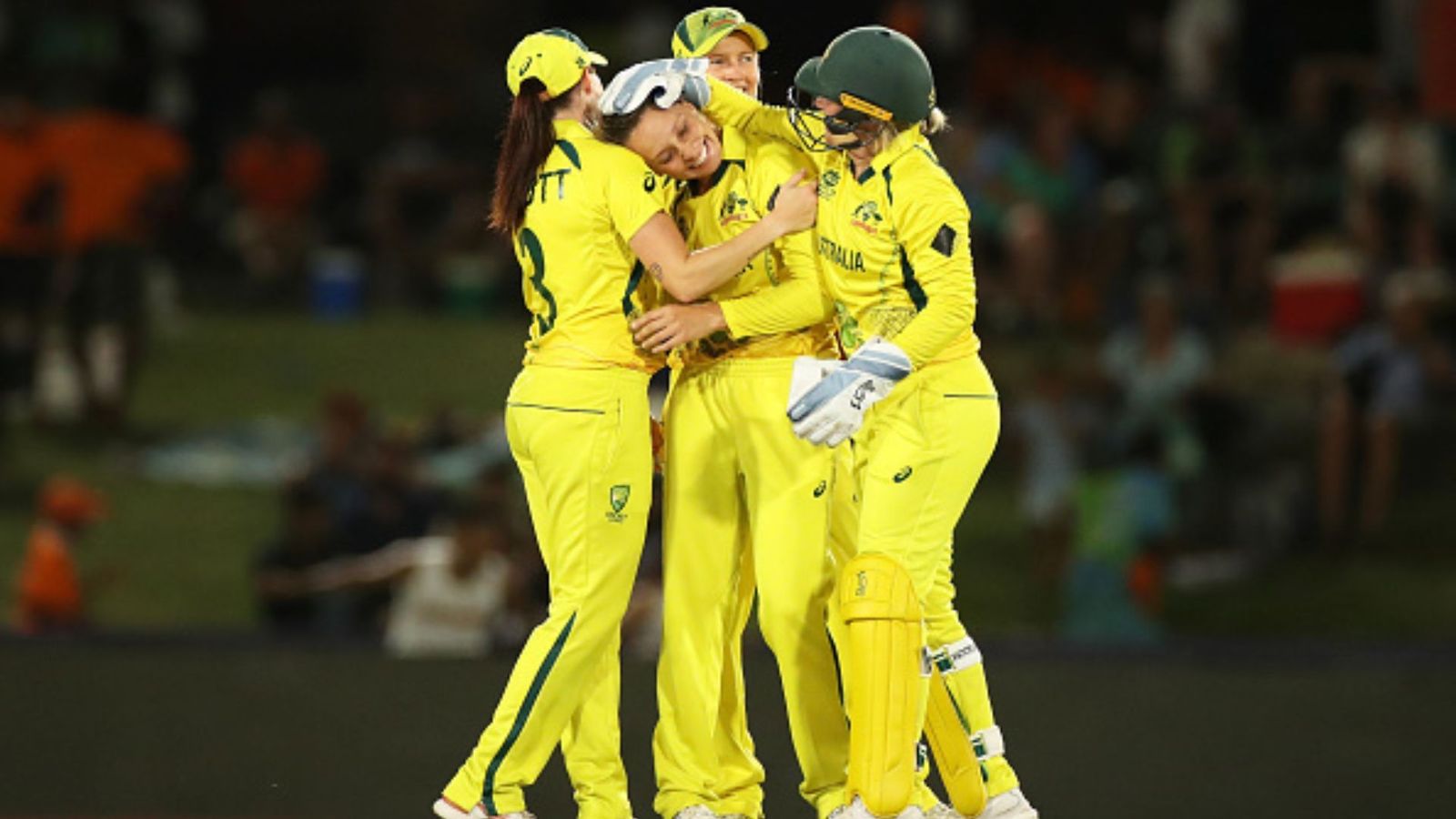 Women's T20 World Cup: Gardner, Healy help Australia condemn New Zealand to their biggest T20I defeat Women's T20 World Cup: Gardner, Healy help Australia condemn New Zealand to their biggest T20I defeat