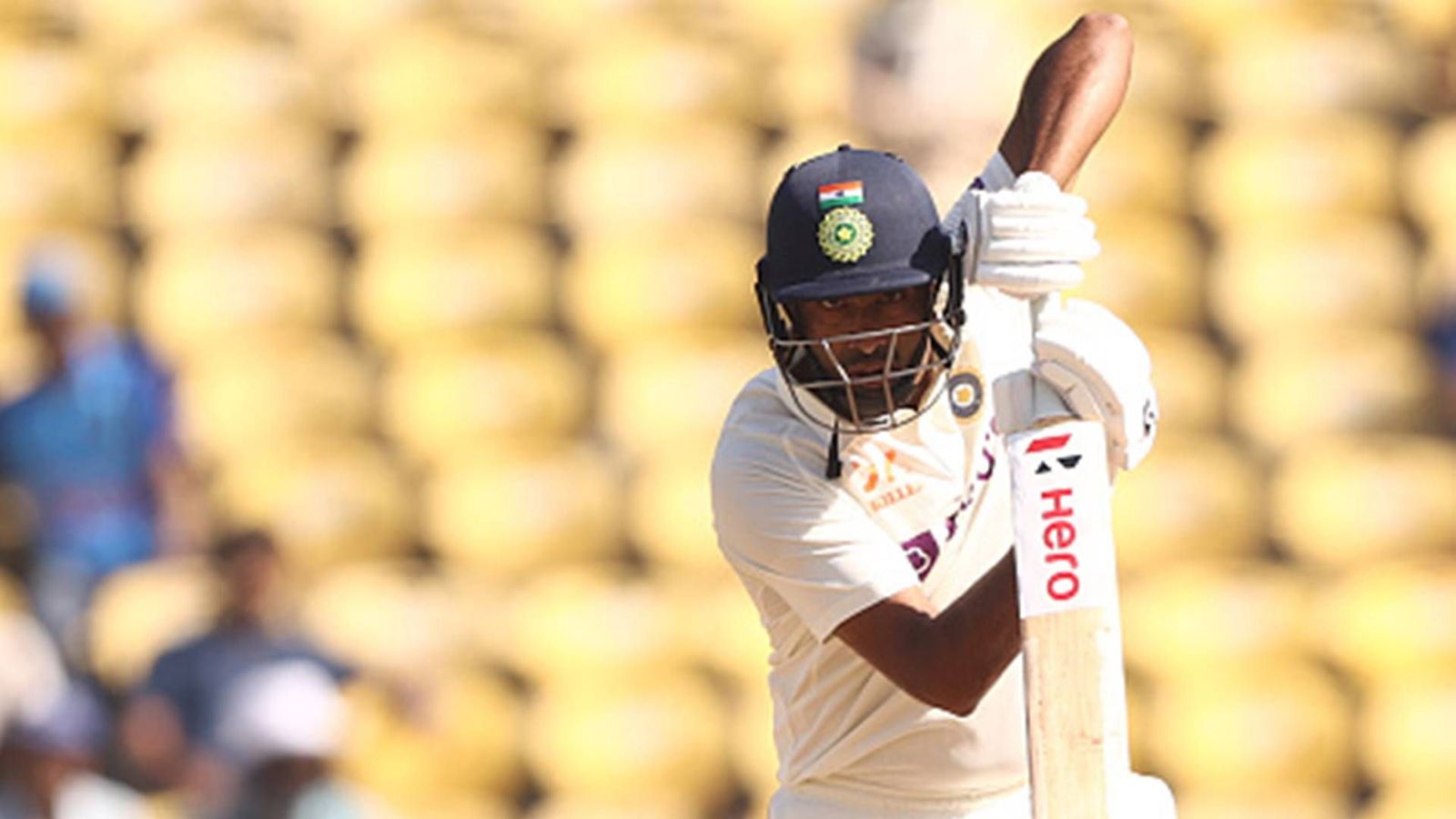 'I was suffocated sitting inside the dressing room for hours and hours': R Ashwin reveals why he decided to bat at no.3 'I was suffocated sitting inside the dressing room for hours and hours': R Ashwin reveals why he decided to bat at no.3