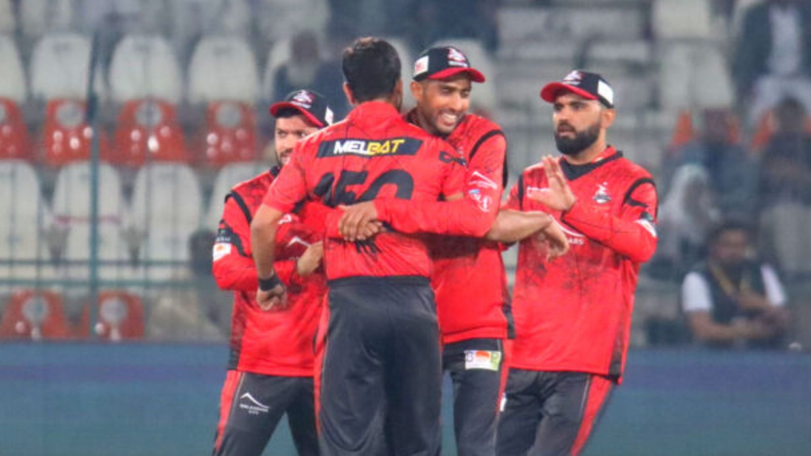 PSL: Lahore Qalandars pull off 1-run victory over Multan Sultans in thrilling opener despite Mohammad Rizwan's fifty PSL: Lahore Qalandars pull off 1-run victory over Multan Sultans in thrilling opener despite Mohammad Rizwan's fifty