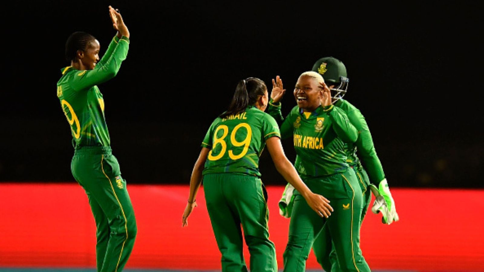 Women's T20 World Cup: South Africa pile on New Zealand's miseries after 65-run loss puts White Ferns on brink of elimination Women's T20 World Cup: South Africa pile on New Zealand's miseries after 65-run loss puts White Ferns on brink of elimination