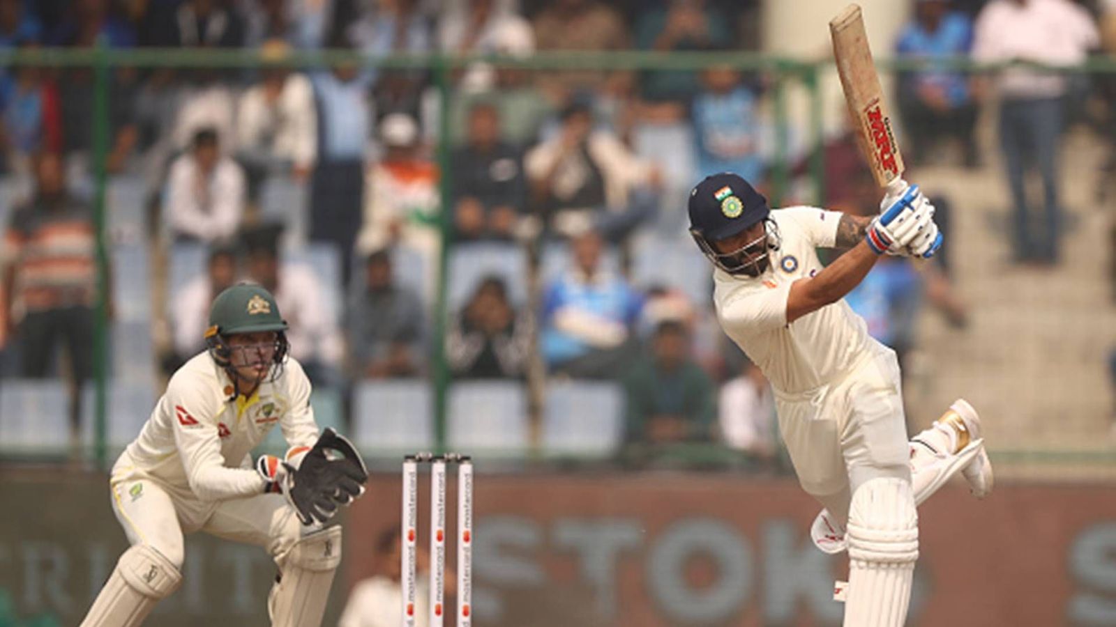 Virat Kohli breaks Sachin Tendulkar's record, becomes fastest to 25,000 runs in international cricket Virat Kohli breaks Sachin Tendulkar's record, becomes fastest to 25,000 runs in international cricket