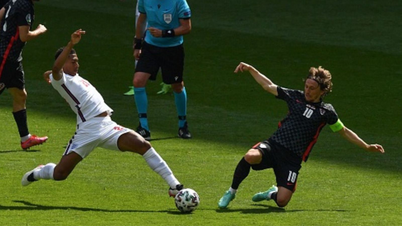 LaLiga: 'Jude Bellingham's future does not affect my renewal' — Luka Modric open to staying at Real Madrid beyond 2023 LaLiga: 'Jude Bellingham's future does not affect my renewal' — Luka Modric open to staying at Real Madrid beyond 2023