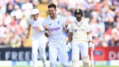 At 40 years and 207 days, James Anderson creates history in latest ICC rankings SportsTak