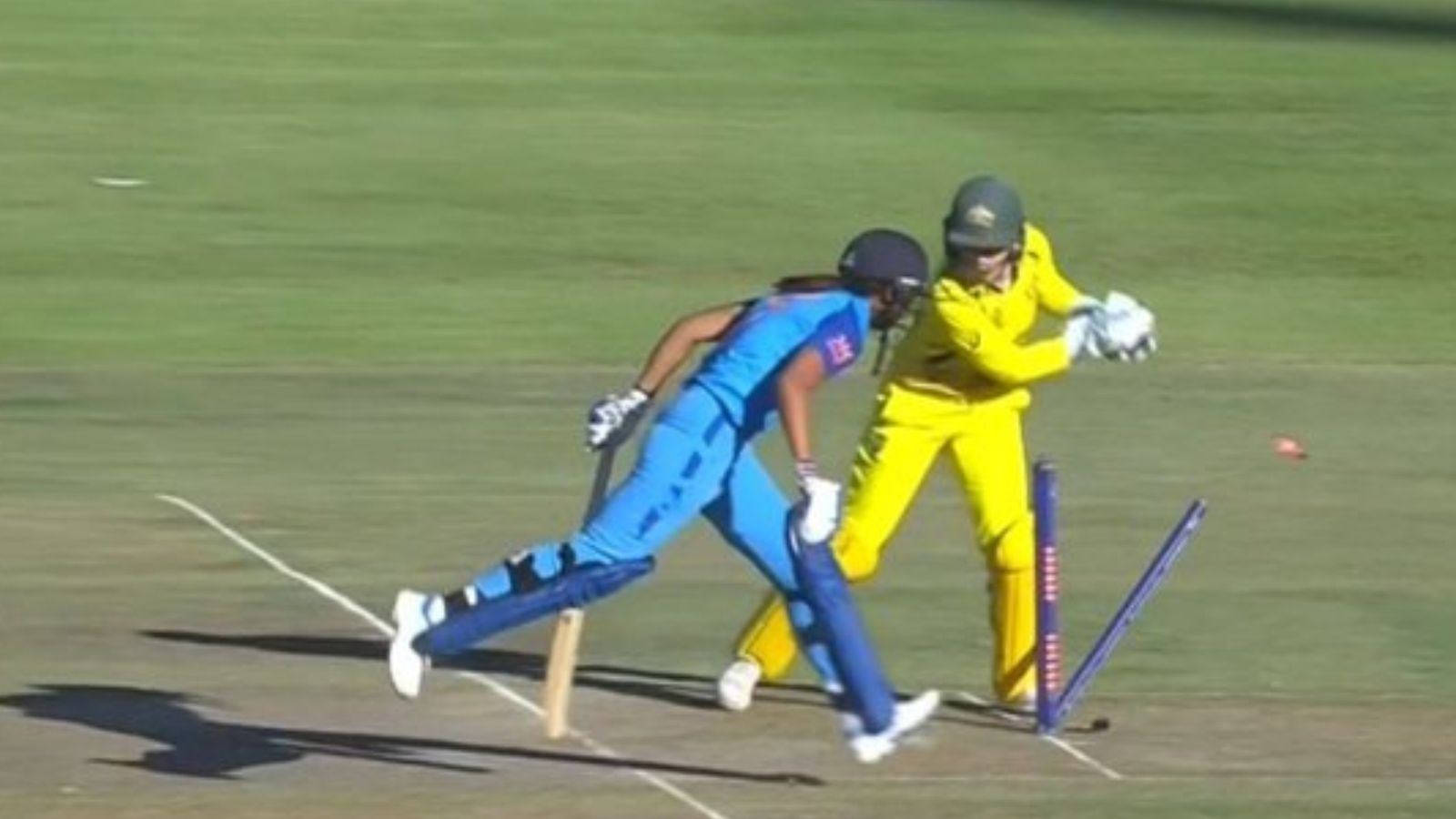 Watch: Harmanpreet's weird dismissal leaves India in a state of shock during crucial semis clash vs Australia Watch: Harmanpreet's weird dismissal leaves India in a state of shock during crucial semis clash vs Australia