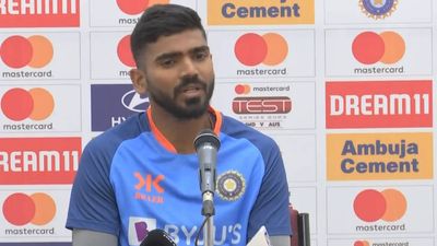 'You just need to back your defense, the wickets are not unplayable': Srikar Bharat's tips for struggling Australian batters SportsTak