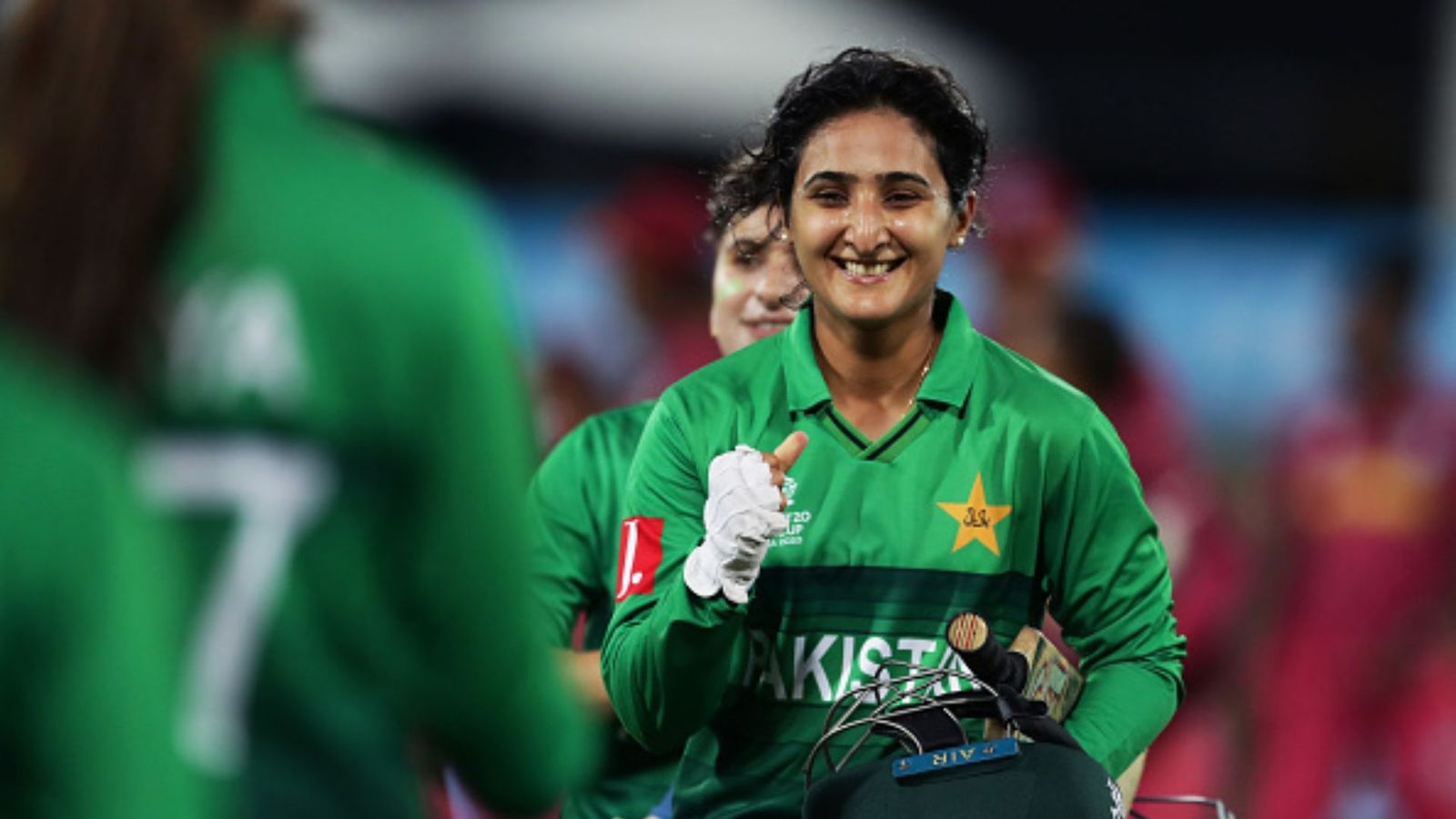 Bismah Maroof steps down as Pakistan skipper after early exit from Women's T20 World Cup Bismah Maroof steps down as Pakistan skipper after early exit from Women's T20 World Cup