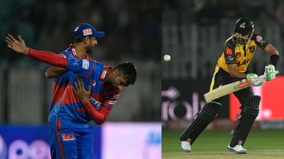 Watch: Mohammad Amir's in-swingers flummox Peshawar openers Babar Azam and Mohammad Haris, dismiss them for ducks SportsTak