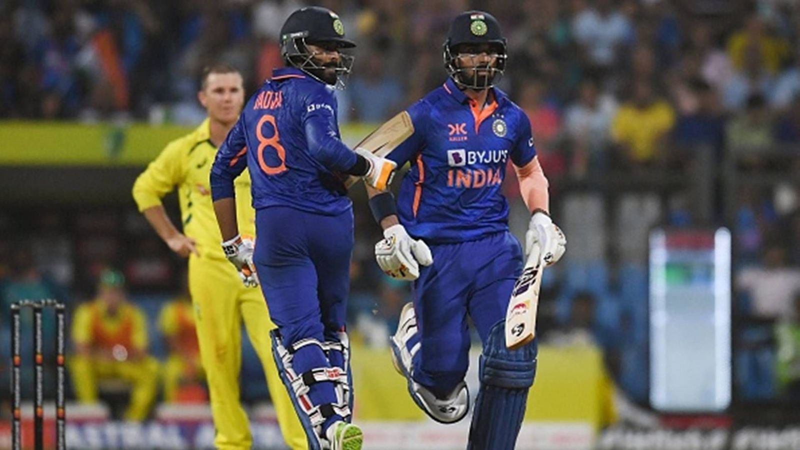 IND vs AUS: Rahul, Jadeja rescue India after batting collapse, hosts win by 5 wickets after pacers' masterclass at Wankhede IND vs AUS: Rahul, Jadeja rescue India after batting collapse, hosts win by 5 wickets after pacers' masterclass at Wankhede
