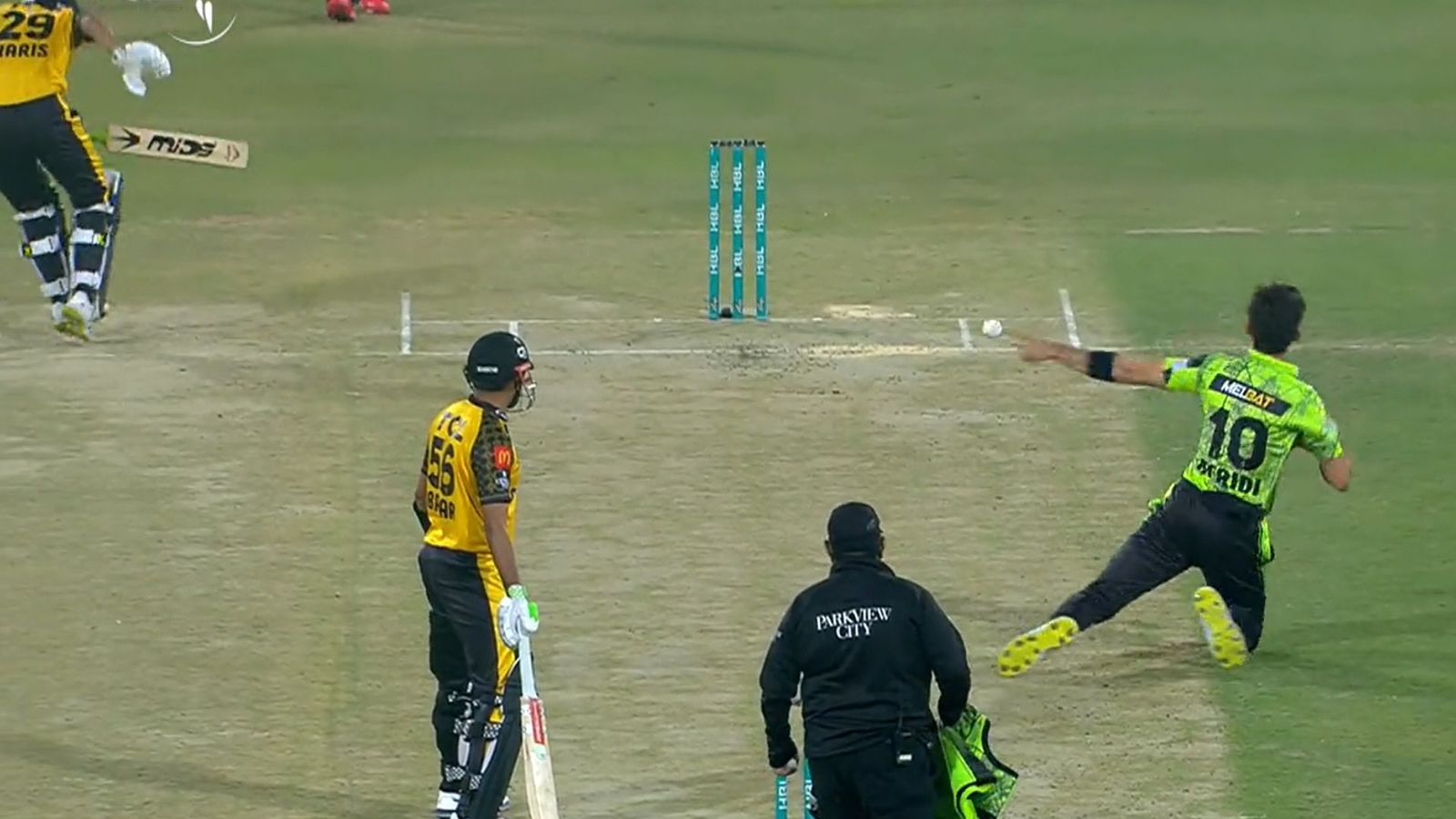 WATCH: Shaheen Afridi attempts to unnecessarily attack Mohammad Haris after being smashed for six with a classy shot WATCH: Shaheen Afridi attempts to unnecessarily attack Mohammad Haris after being smashed for six with a classy shot