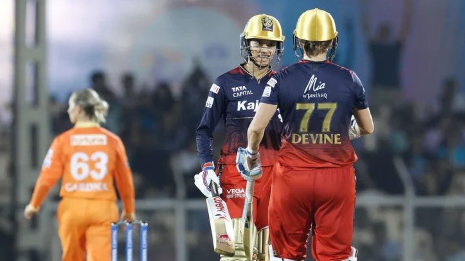 WPL 2023: Sophie Devine's carnage-filled 99 obliterates Gujarat Giants to keep RCB's hopes alive in top-3 contention WPL 2023: Sophie Devine's carnage-filled 99 obliterates Gujarat Giants to keep RCB's hopes alive in top-3 contention