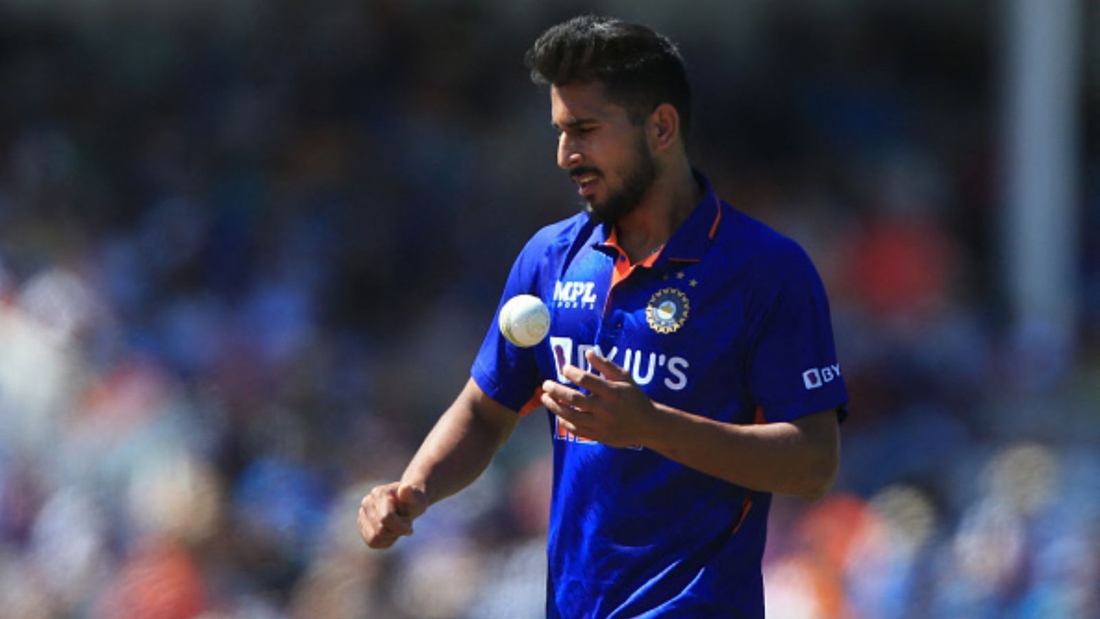 'Bowl so fast that batters fail to see it': Veteran India pacer offers advice to pace sensation Umran Malik 'Bowl so fast that batters fail to see it': Veteran India pacer offers advice to pace sensation Umran Malik